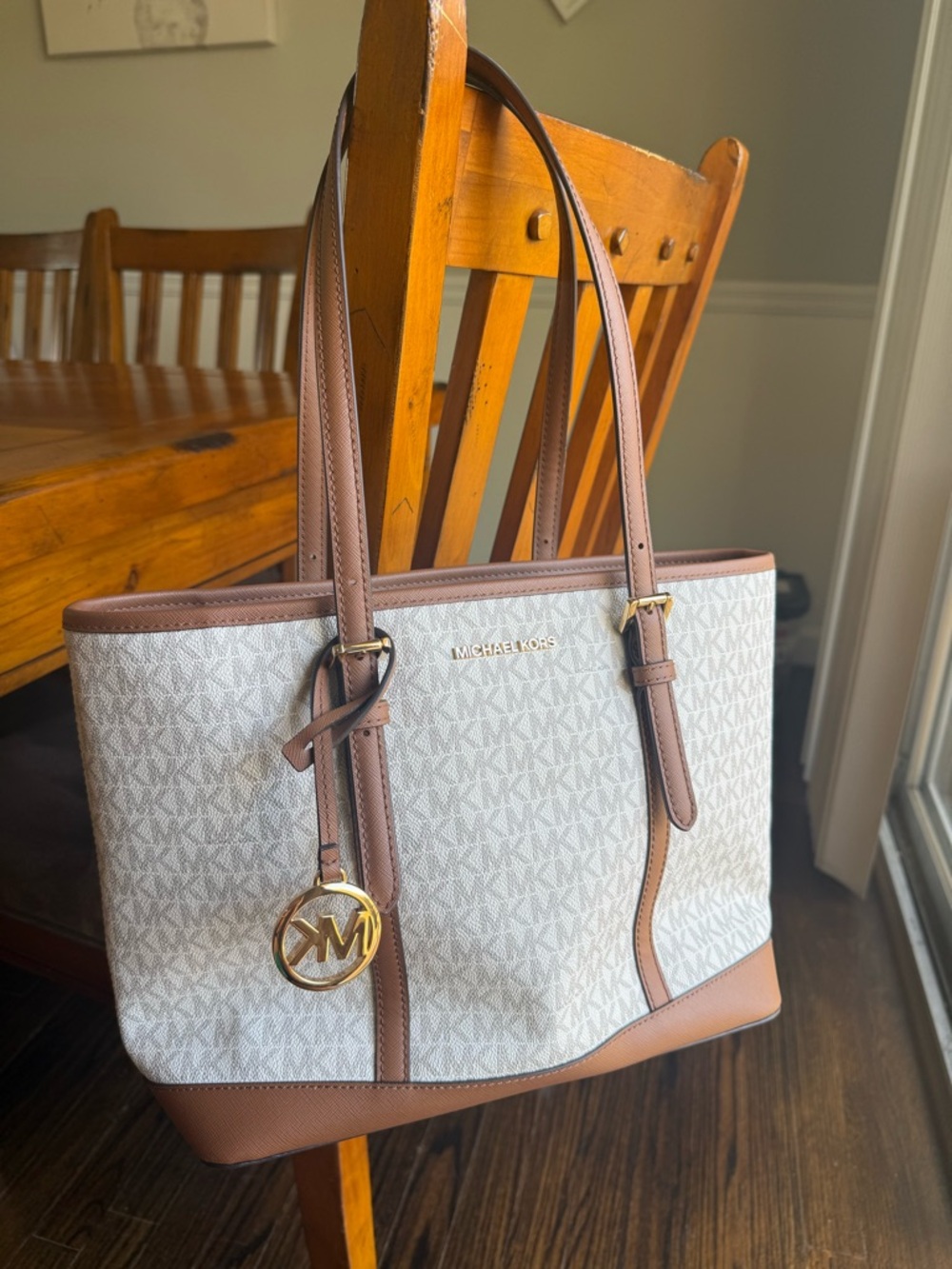 Michael Kors Jet Set Travel Tote